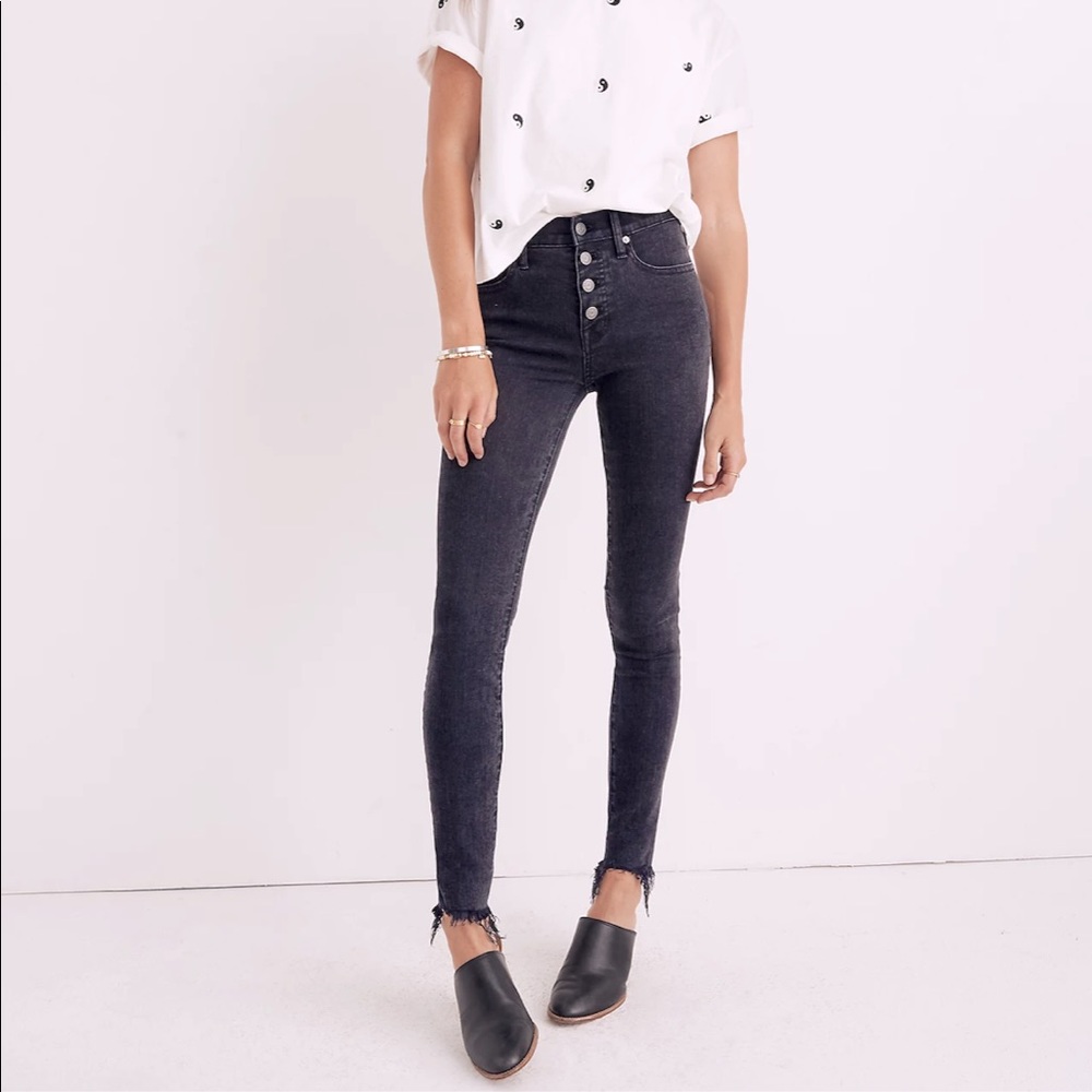 Madewell 9" Mid-Rise Skinny Jeans in Berkeley Black: Button-Through Edition